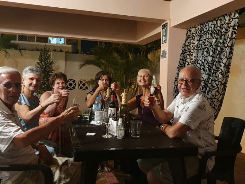 Lynn, Jane y amigos · #ChanketeLovers · Restaurante Chankete · Salinas, Ecuador